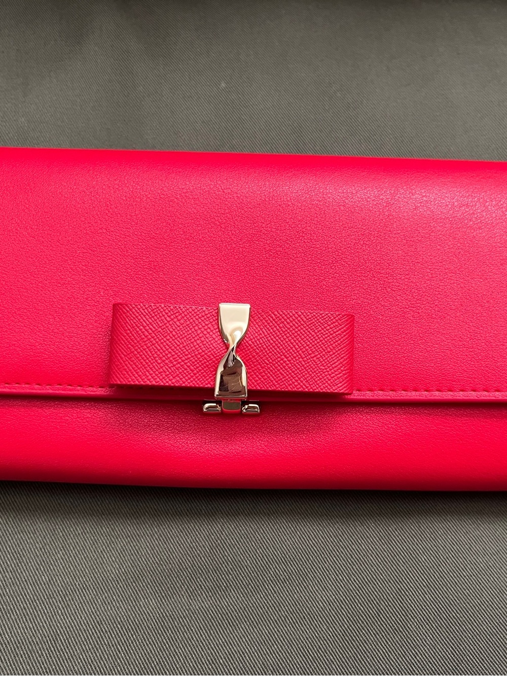 Charles & Keith Wallet.